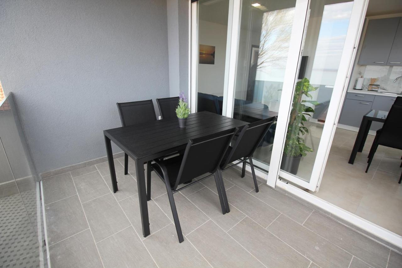 Sunshine Bay Apartment Nin Luaran gambar